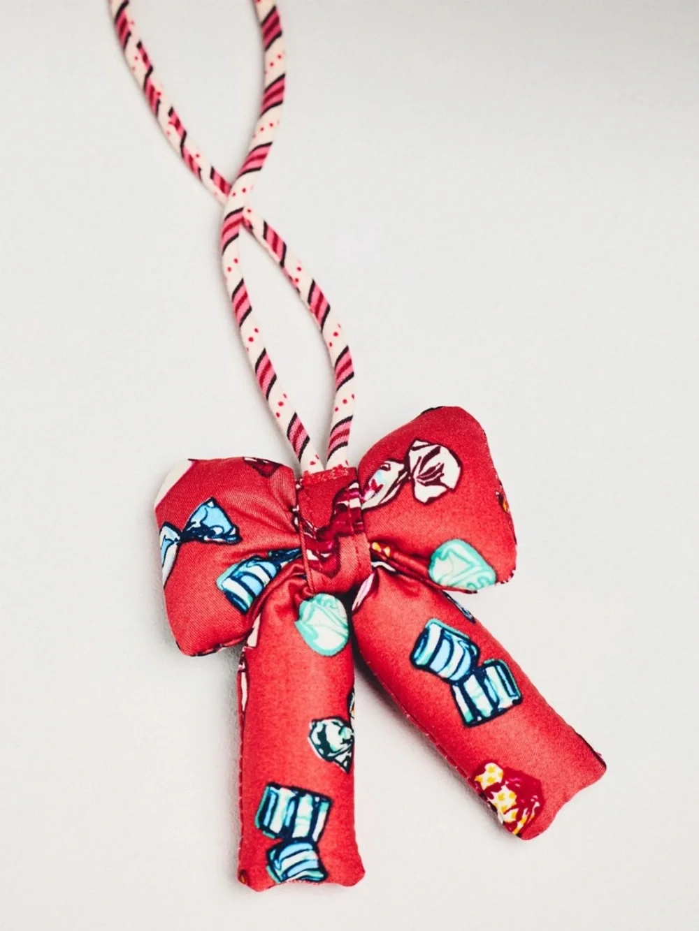 Anthropologie bow bnwt